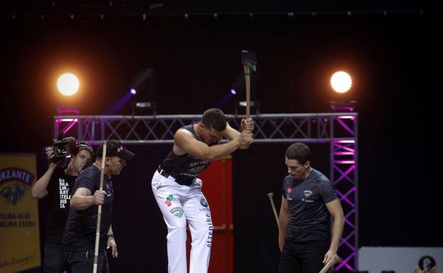 La eliminatoria de la Urrezko Kopa se disputa hoy en la Trinidad