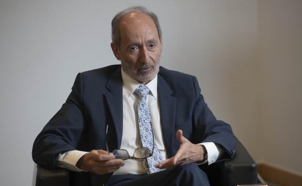 Eduardo Junkera: «Competimos con lo público por el talento; ahí tenemos un problema»