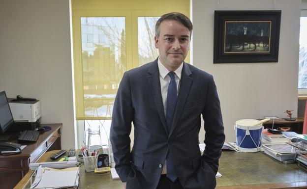 Iván Redondo y Arantxa González Laya dejan el Gobierno