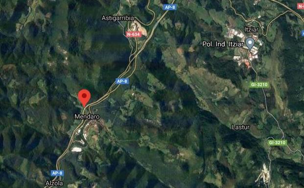 Dos heridos en el accidente de un camión en la AP-8 a su paso por Mendaro