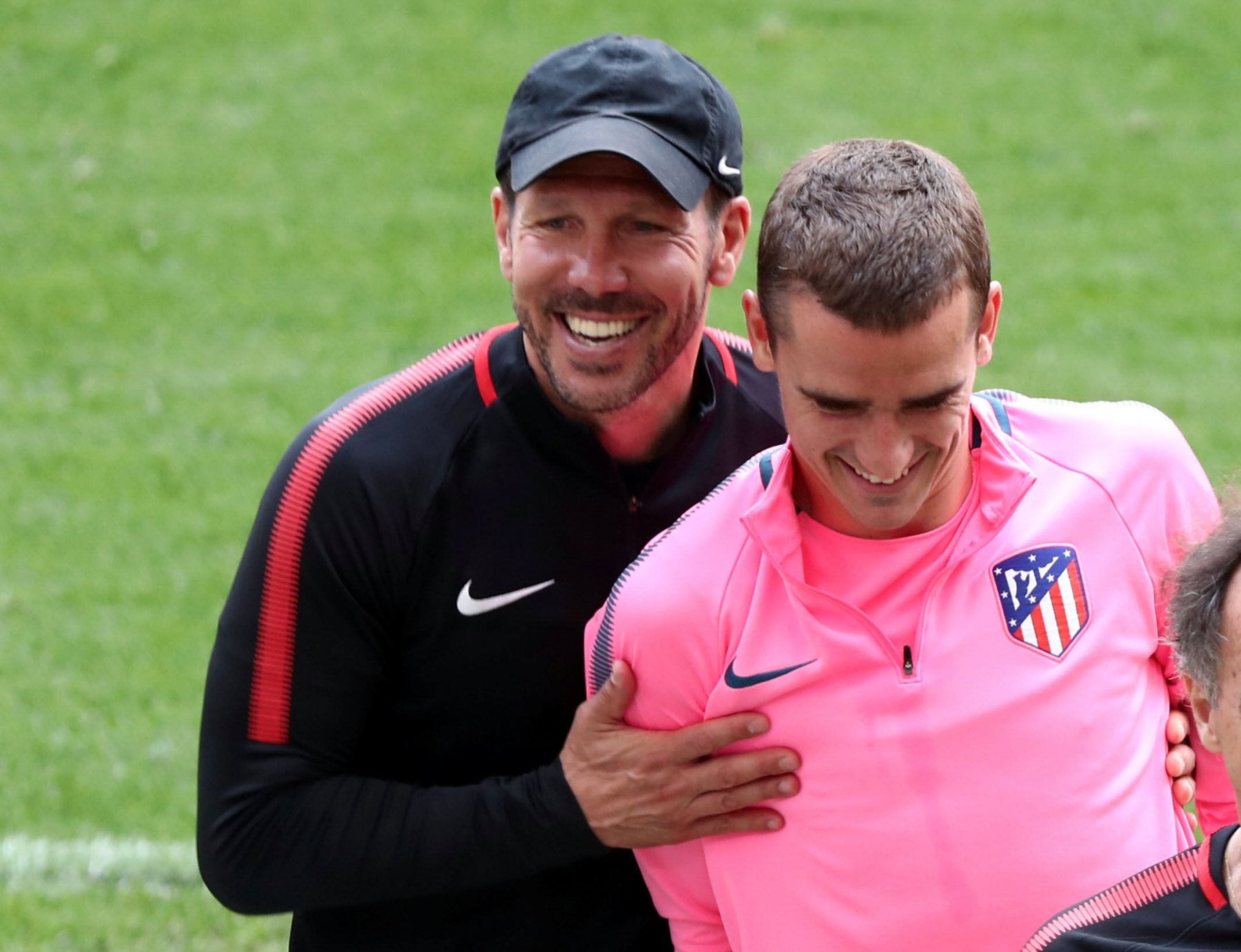 Simeone mete la directa a por Antoine Griezmann