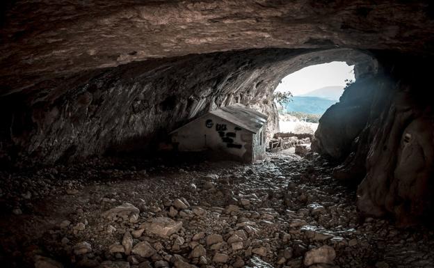 Hamabosgarren kanpainari ekin diote Aranzadiko arkeologoek San Adrianen