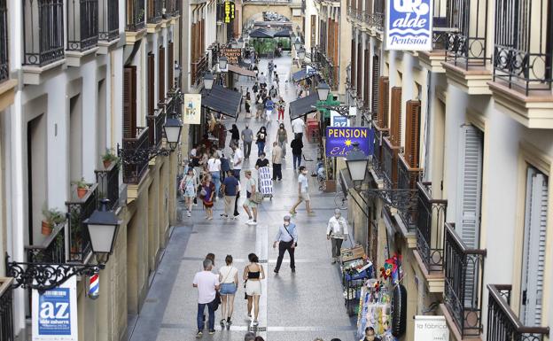 Euskadi entra en el examen del fin de semana con 1.177 positivos nuevos
