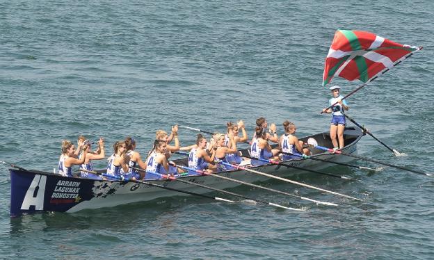 Empate en las dos partes de la tabla de la Liga Euskotren