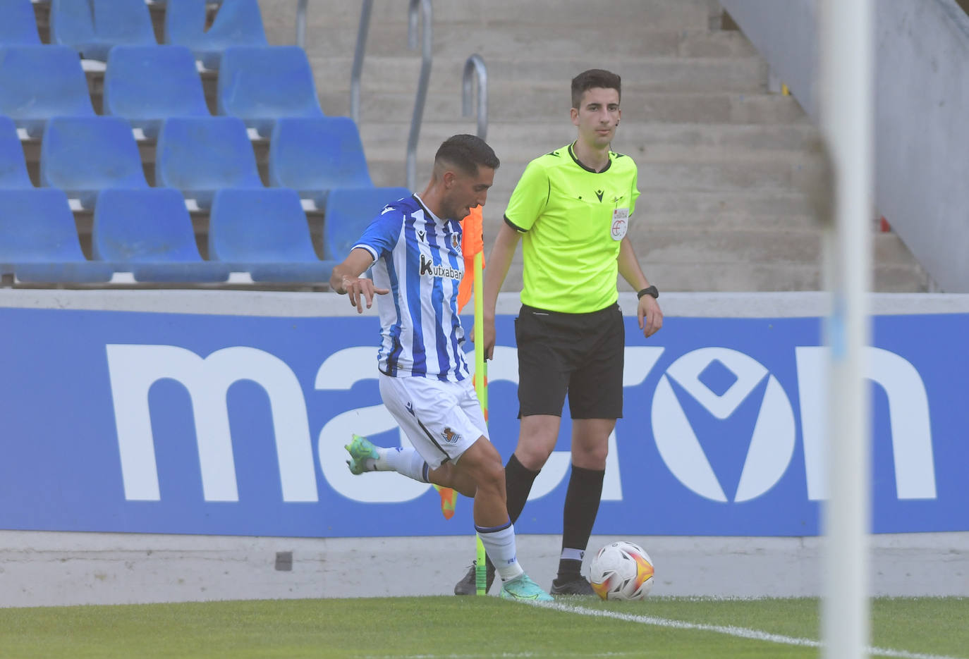 Martón y Losa quieren su puesto a base de goles