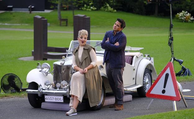 Una moderna 'Bohème' entre esculturas