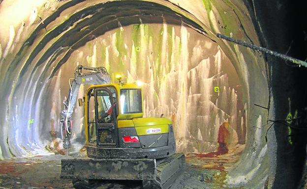 Los últimos 80 metros del Topo bajo La Concha, a la espera del aval de Costas