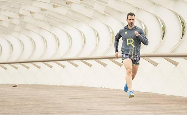 ¿Sin gimnasio en vacaciones? Ponte en forma en cualquier parte con el móvil