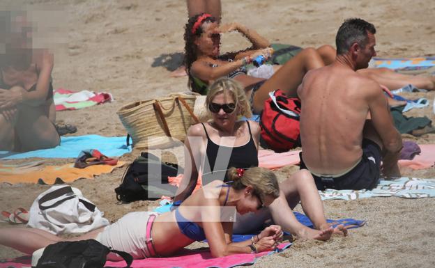 Las vacaciones familiares de las infantas Cristina y Elena junto a la familia Urdangarin en Bidart