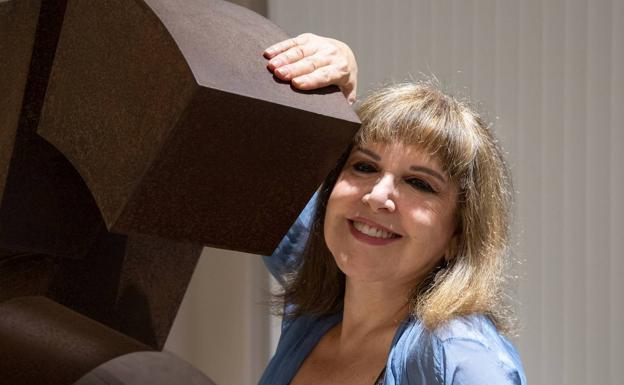 Loles León (Actriz): «El público me quiere porque me ve natural y espontánea»