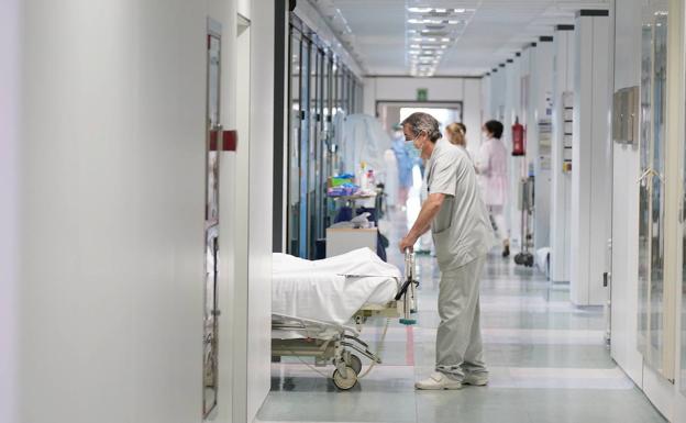 El 65% de los ingresados en las UCI de Euskadi no están vacunados