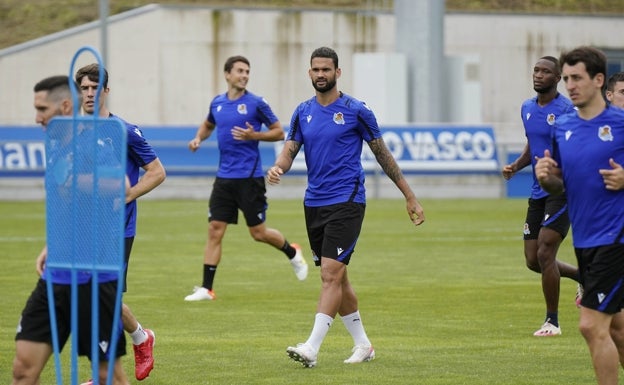 El Betis toma la delantera para lograr la cesión de Willian José