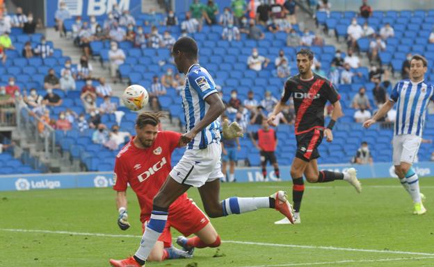 El regreso tan esperado de Isak se queda en una actuación descafeinada