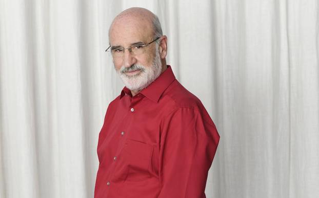 Fernando Aramburu: «Al final la vida hace con nosotros lo que le da la gana»