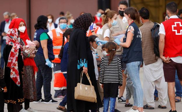 Euskadi acoge a 23 ciudadanos procedentes de Afganistán