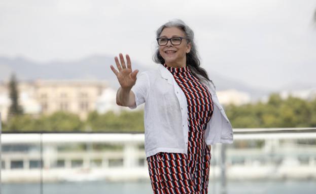 Kiti Mánver: «Si nos escuchamos podemos entender más sobre la vida»