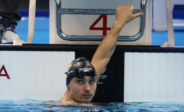 Iñigo Llopis pasó tercero en los primeros 50 metros, pero metió una marcha más