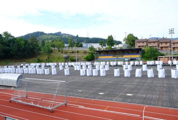 Césped nuevo para Argixao