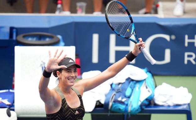 Muguruza debuta con un sufrido triunfo en el US Open