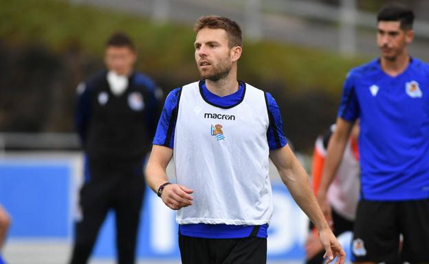 Roberto Olabe: «Asier Illarramendi necesita ajustar su cuerpo a la exigencia»