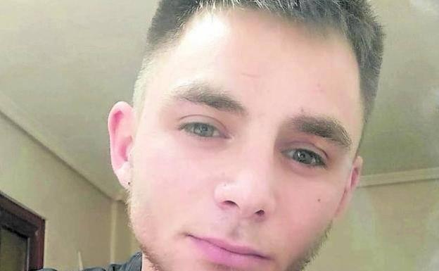 Alex, el joven que recibió una brutal paliza en Amorebieta, no despertará del coma