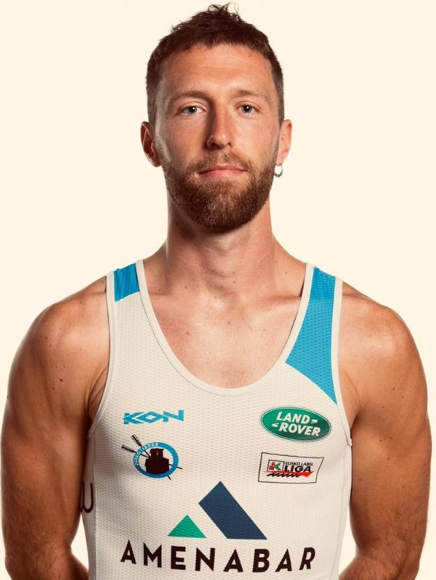 «Oso gustura gabiltza arraunean eta taldean dugun giroa ezin hobea da»