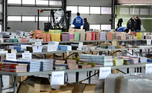 Erakusmahaiak eta kulturzaleak Landakora itzuliko dira Durangoko Azokako 56. edizioan