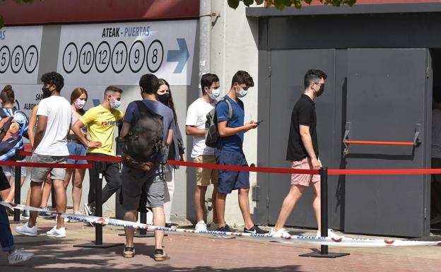 Euskadi supera el 82,2% de inmunizados y el 88,4% tiene al menos una pauta