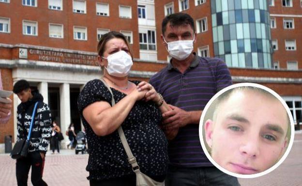 Los padres de Alex buscarán la segunda opinión de otros médicos en Suiza y Rumanía