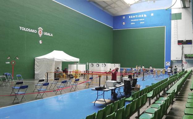 Euskadi cerrará el 30 de septiembre los 'vacunódromos'