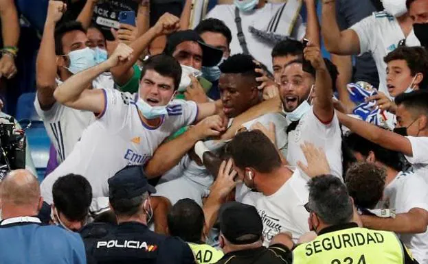 El reestreno del Bernabéu, del drama a la fiesta blanca total
