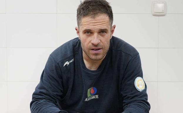 Aimar Olaizola pone en vilo a la pelota