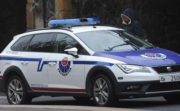 Estafan más de 650.000 euros a una empresa de Zizurkil en la que trabajaban