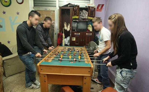 ¿Cuándo podrán volver los jóvenes a sus locales?