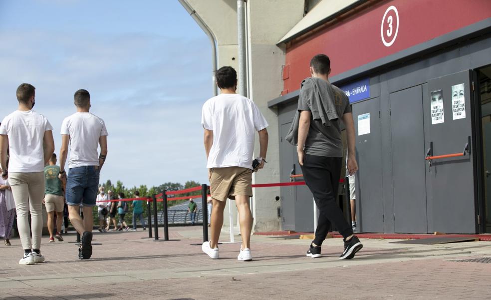 La vacuna, la llave para reabrir locales de jóvenes