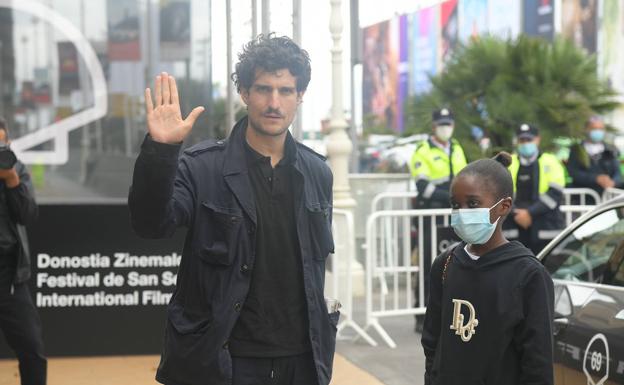 Louis Garrel ya está en Donostia para presentar su particular cruzada