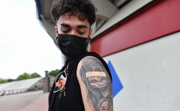 El final de la quinta ola se afianza con un 40% menos de contagios en una semana