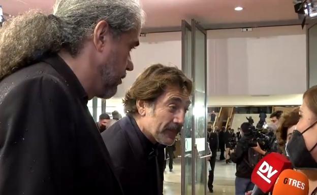 Javier Bardem, feliz en la alfombra roja del Zinemaldia