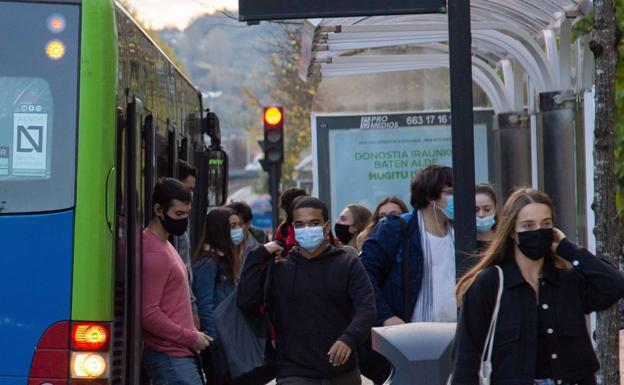 La evolución positiva de la pandemia anima la recuperación de viajeros en Dbus