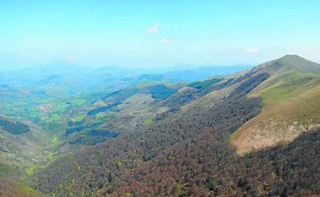 Ekaitza (1.046 m.), el paraíso de las brujas