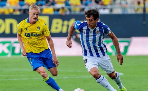 Pep Guardiola no pierde la pista de Mikel Oyarzabal
