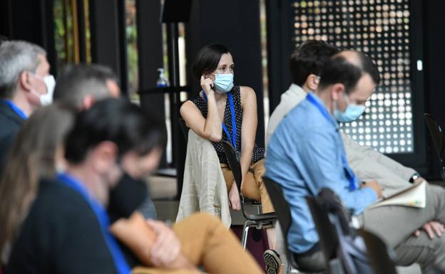 Puesta en común de 180 investigadores Ikerbasque