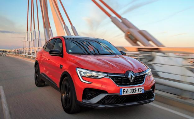 Renault Arkana E-TECH, diseño y eficiencia