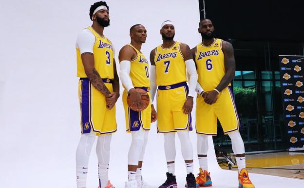 La NBA enciende sus focos a tres semanas del inicio