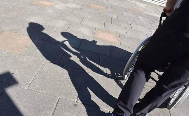 Euskadi es la comunidad que más invierte en atención a personas dependientes