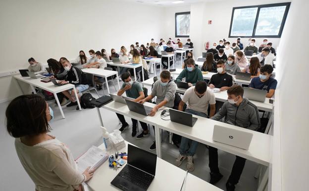 Las universidades vascas recuperan la presencialidad total