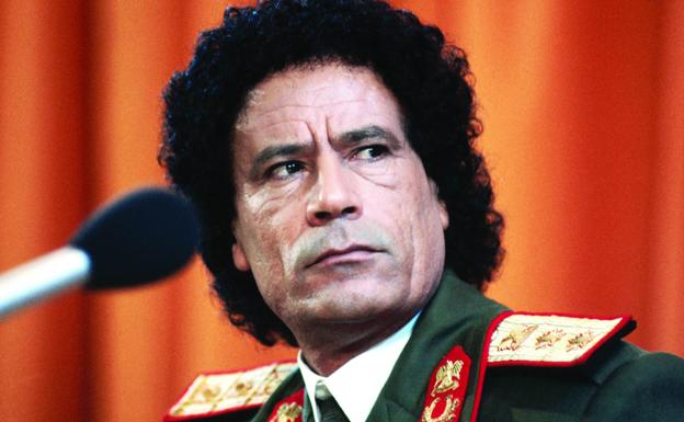 Gadafi financió con 400 millones de pesetas la campaña por el no a la OTAN