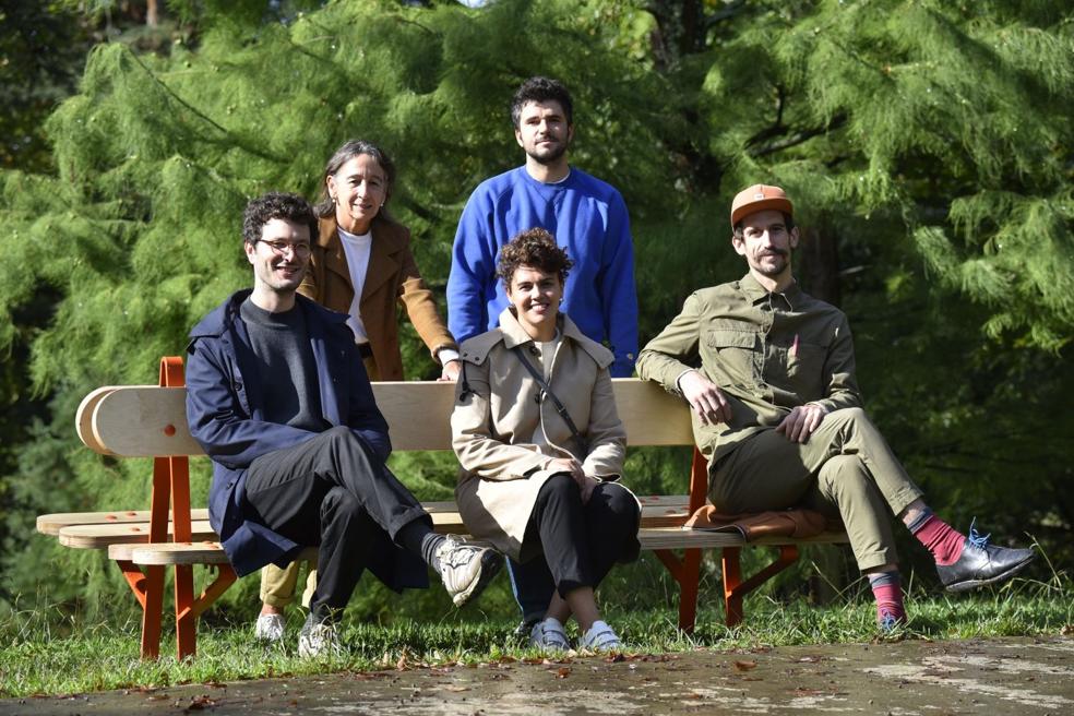 Muebles y naturaleza en armonía