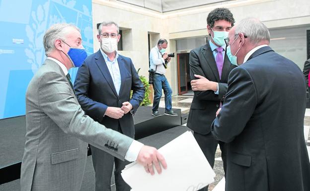 Urkullu sitúa la «respuesta vasca» al Covid al nivel «de los países más avanzados»