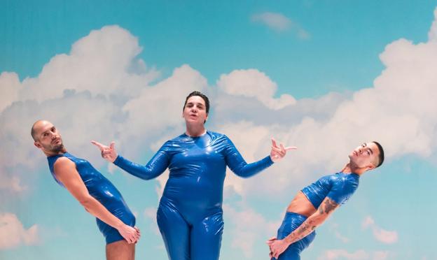 'Kenophobia', un baile al vacío